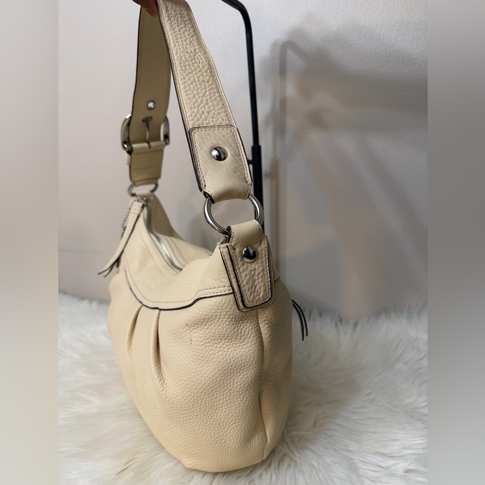 Coach Cream Leather Hobo Bag# F13731 - Picture 4 of 14